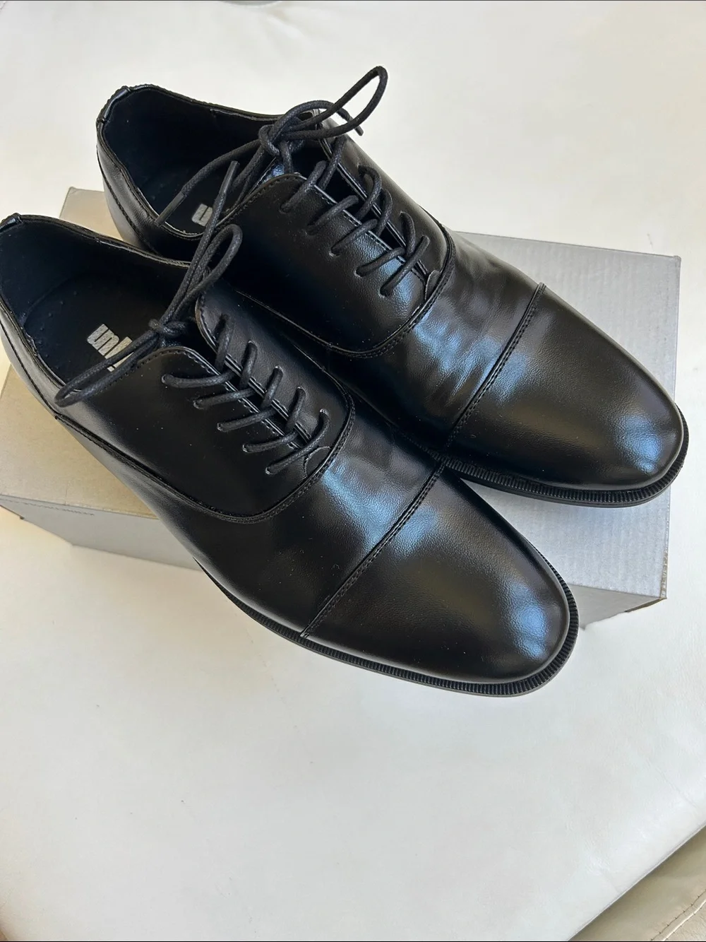 KENNETH COLE Unlisted Half Time Men's Cap Toe Oxford Black 7.5 US